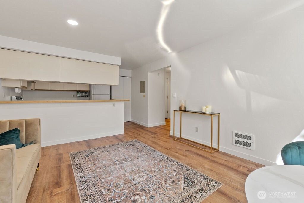 Photo of 12026 15th Avenue NE #305, Seattle, WA 98125 (MLS # 2422027)