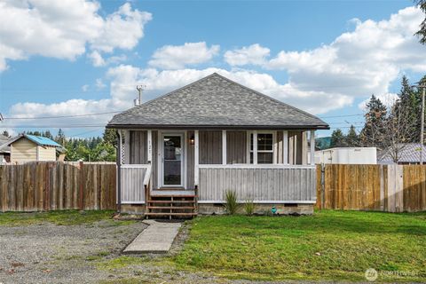 Photo of 121 3rd Street NW, Carbonado, WA 98323 (MLS # 2456720)