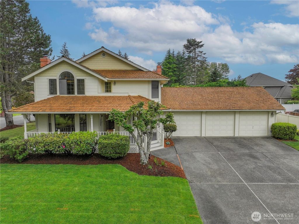 Photo of 33339 5th Place SW, Federal Way, WA 98023 (MLS # 2526241)