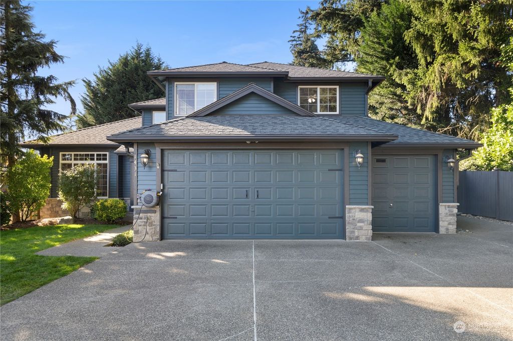 Photo of 1431 241st Street SE, Bothell, WA 98021 (MLS # 2300114)