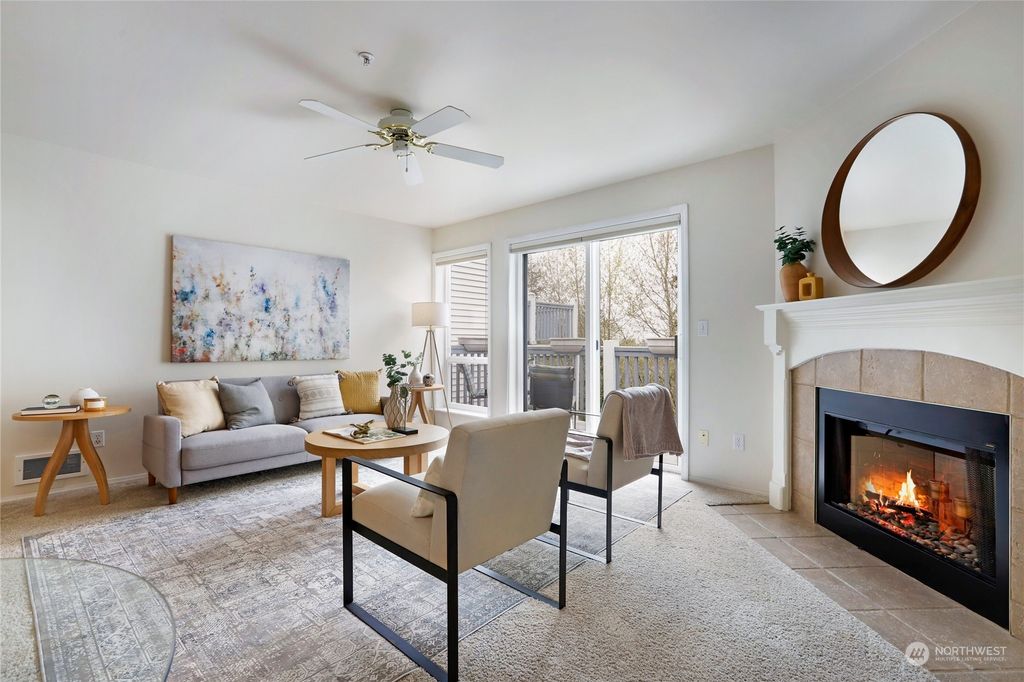 Photo of 2969 142nd Place SE #6, Bellevue, WA 98007 (MLS # 2216310)