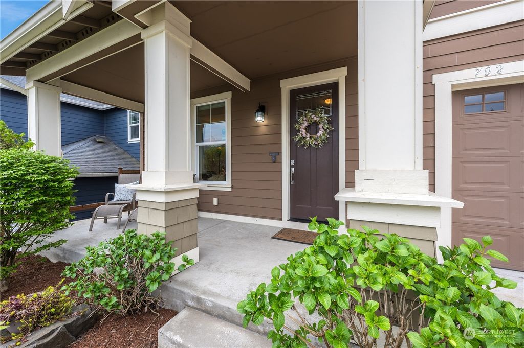 Photo of 702 201st Place SW, Lynnwood, WA 98036 (MLS # 2228415)