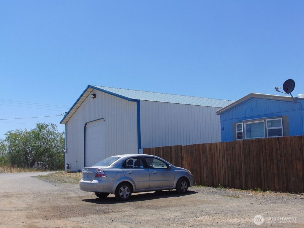 Photo of 12525 W Sunset Highway, Airway Heights, WA 99001 (MLS # 2503550)