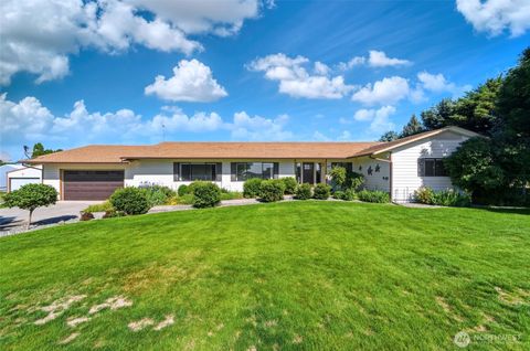 Photo of 94 Country Way, Walla Walla, WA 99362 (MLS # 2520052)