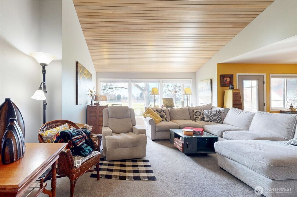 Photo of 2200 Plaza Way #506, Walla Walla, WA 99362 (MLS # 2476768)