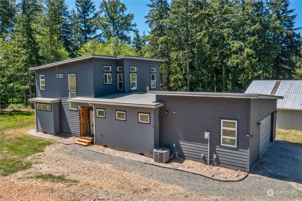 Photo of 20601 NE 120th Street, Redmond, WA 98053 (MLS # 2101678)