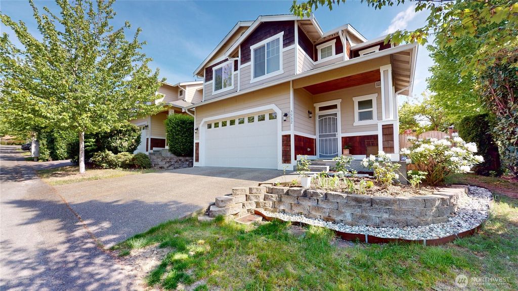 Photo of 3932 147th ST ST SW, Lynnwood, WA 98087 (MLS # 2523253)