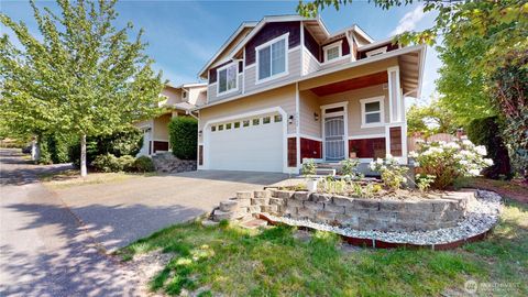 Photo of 98087 SW 147th, Lynnwood, WA 98087 (MLS # 2523253)