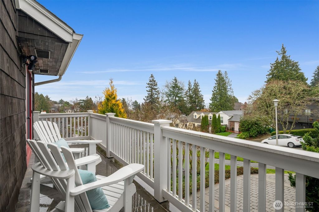 Photo of 4812 NE 42nd Street, Seattle, WA 98105 (MLS # 2488593)