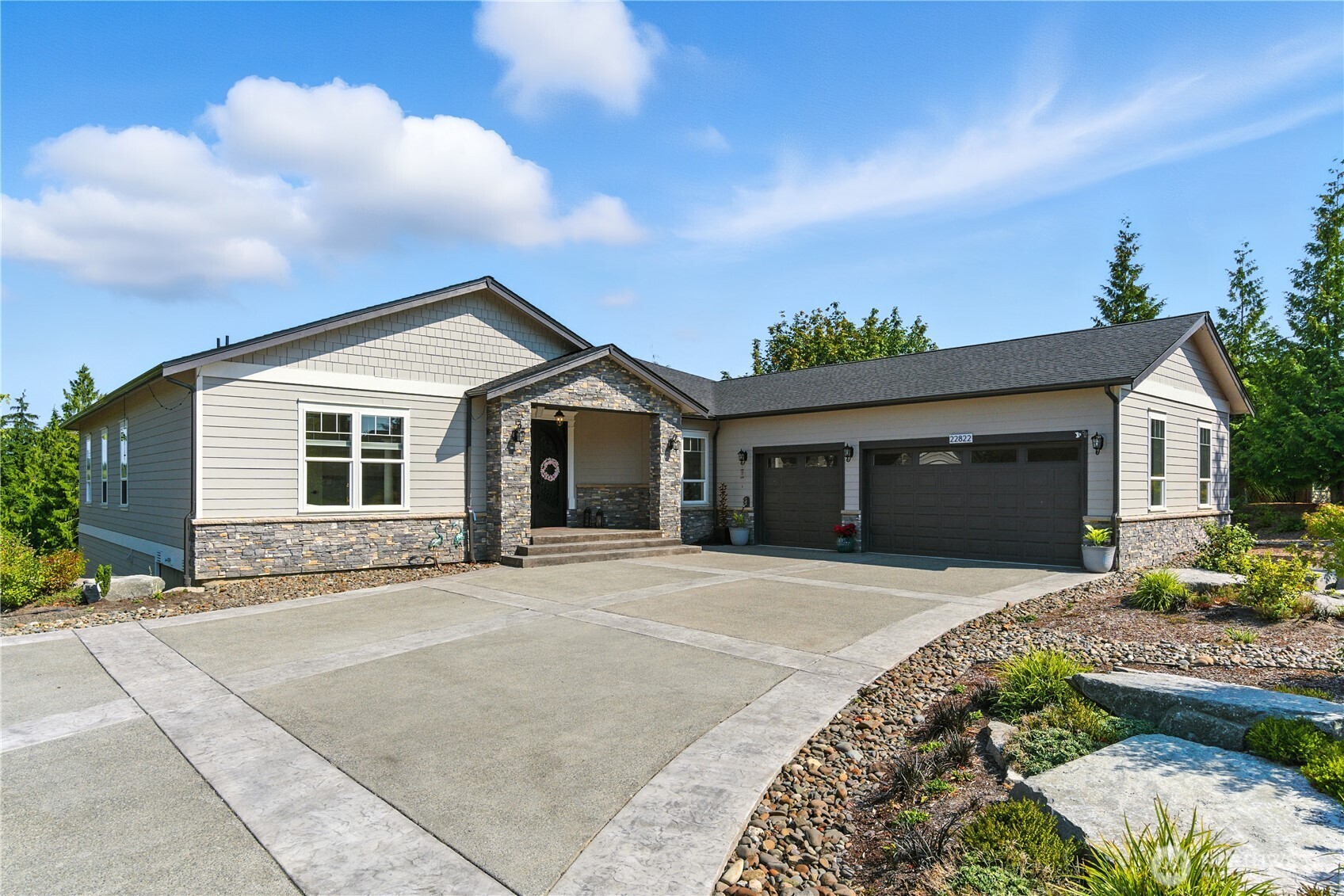 22822 Tranquility Pl NE