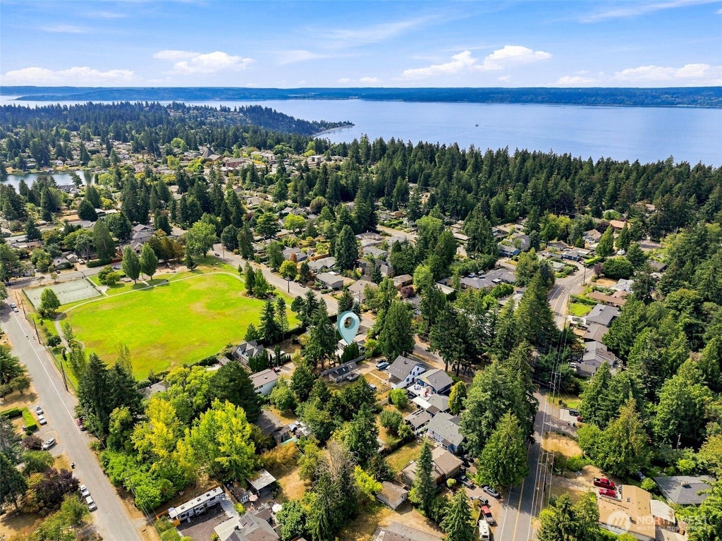 Photo of 14622 18th Avenue SW, Burien, WA 98166 (MLS # 2557348)