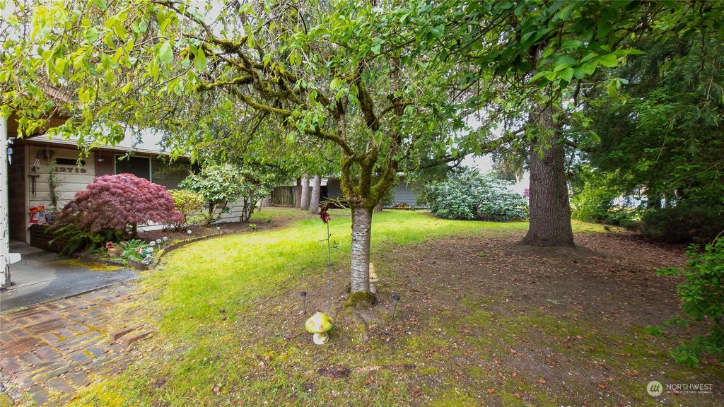 Photo of 12719 42nd Avenue NE, Marysville, WA 98271 (MLS # 2228606)