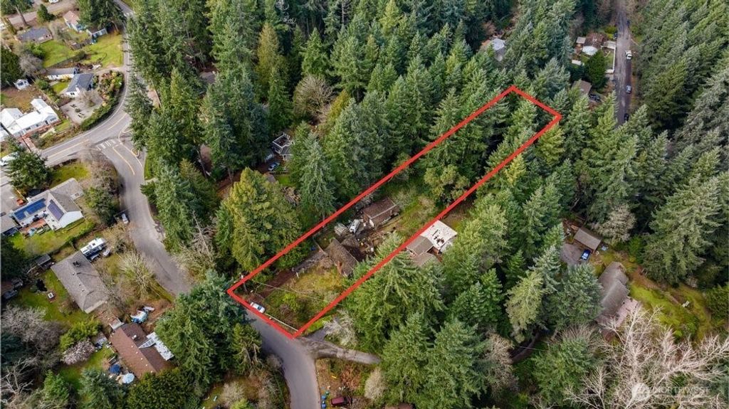 Photo of 2552 NE 168th Street, Lake Forest Park, WA 98155 (MLS # 2487058)