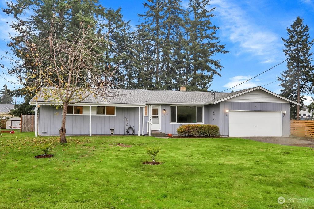 Photo of 3925 120th Place NE, Marysville, WA 98271 (MLS # 2312096)