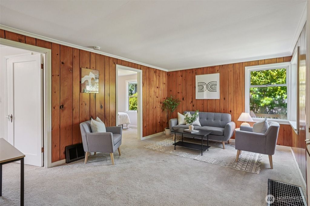 Photo of 11737 38th Avenue NE #C, Seattle, WA 98125 (MLS # 2408765)
