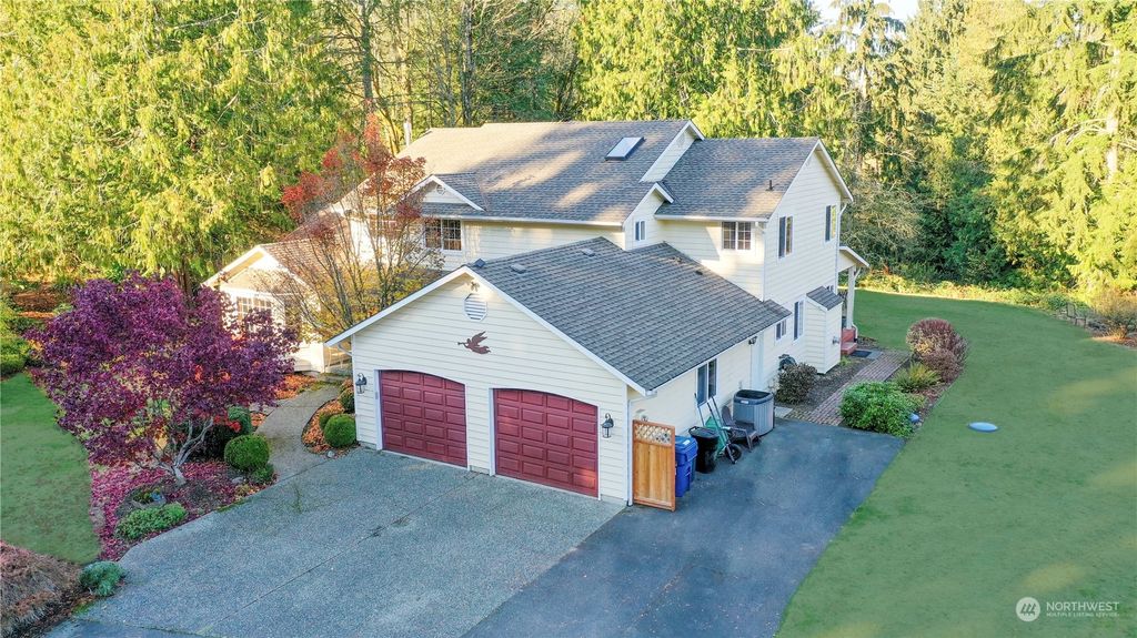 Photo of 11717 207th Avenue SE, Snohomish, WA 98290 (MLS # 2009450)