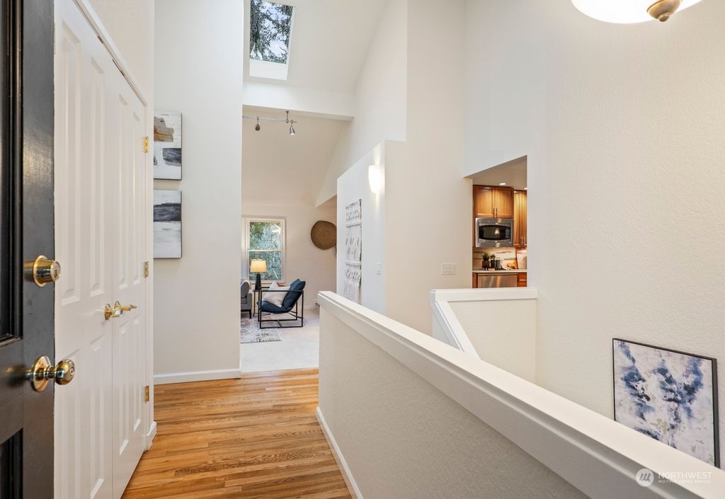 Photo of 16703 SE 31st Street, Bellevue, WA 98008 (MLS # 2318681)