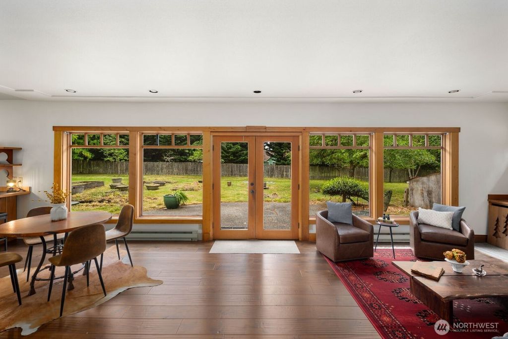 Photo of 13031 SW 297th Way, Vashon, WA 98070 (MLS # 2525413)