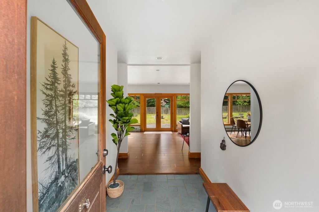 Photo of 13031 SW 297th Way, Vashon, WA 98070 (MLS # 2525413)