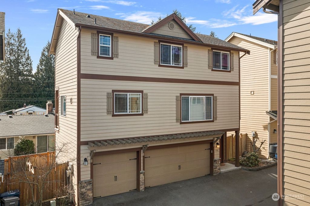 Photo of 3306 132nd Place SW, Lynnwood, WA 98087 (MLS # 2046373)