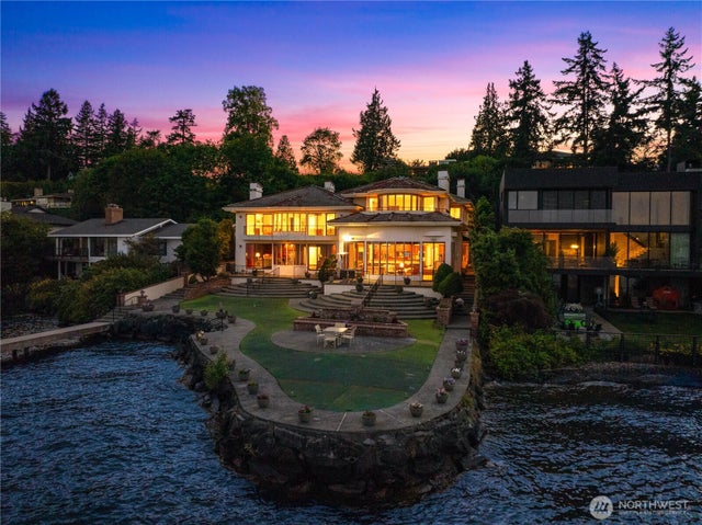 6669 NE Windermere Road, Seattle