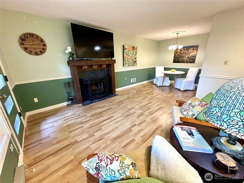 Photo of 2532 S 317th Street #107, Federal Way, WA 98003 (MLS # 2526707)