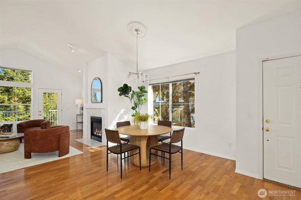 Photo of 5299 164th Avenue SE #6-2, Bellevue, WA 98006 (MLS # 2585781)