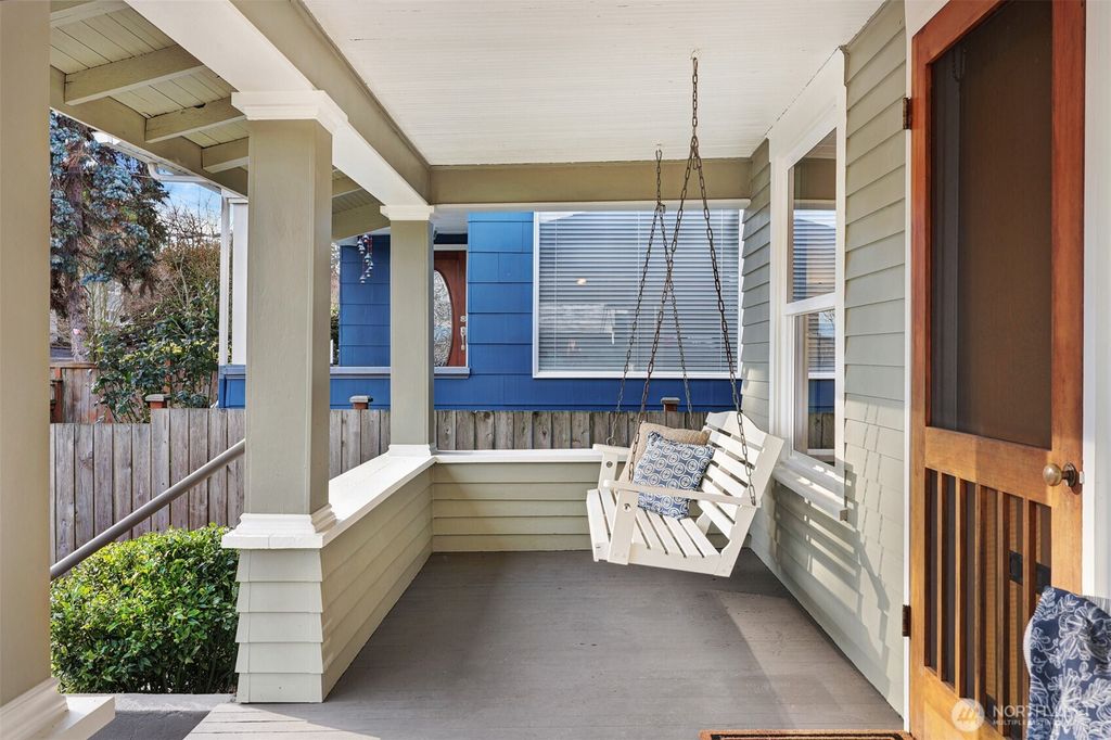 Photo of 318 N 77th Street, Seattle, WA 98103 (MLS # 2470983)