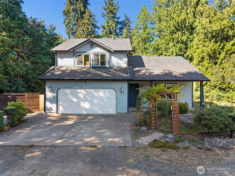 Photo of 1858 21st Avenue SE, Olympia, WA 98501 (MLS # 2581975)
