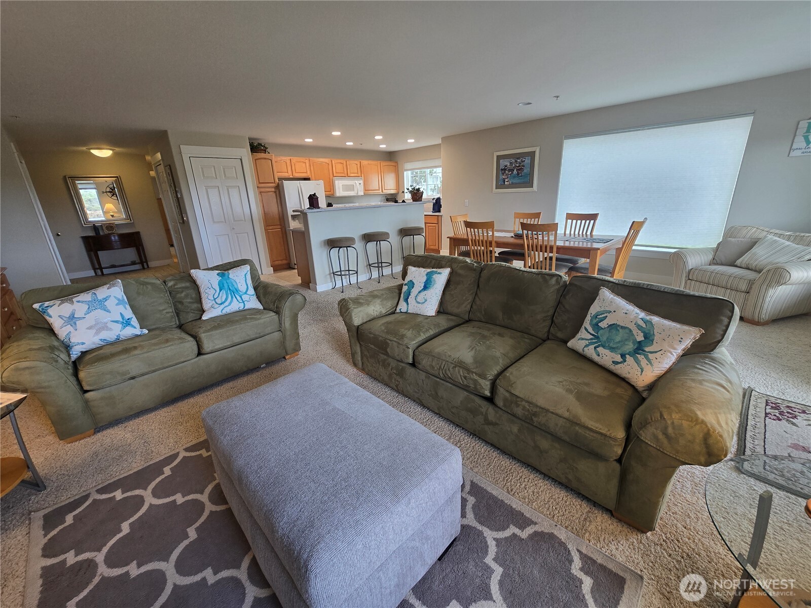 1600 W Ocean Avenue 1021