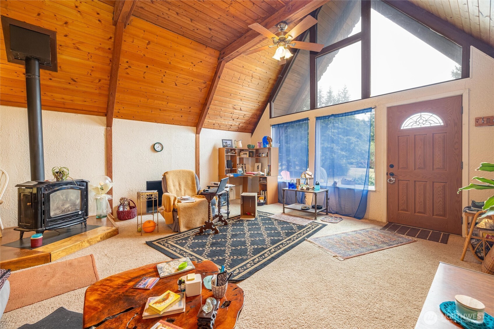 1709 Hemlock Drive