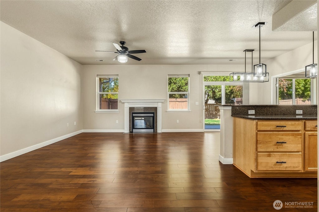 Photo of 403 SE 3rd Street, College Place, WA 99324 (MLS # 2592296)