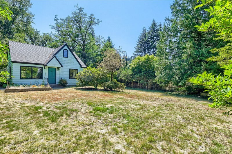 7637 NE 165th Street