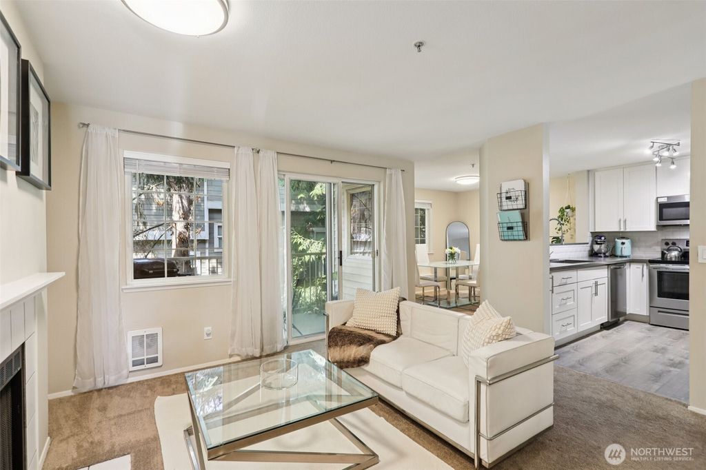 Photo of 949 Aberdeen Avenue NE #C208, Renton, WA 98056 (MLS # 2414778)