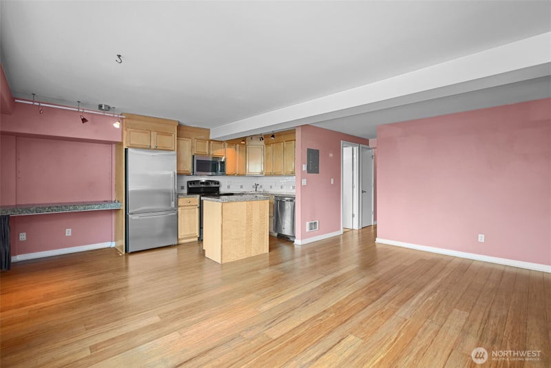 1601 Taylor Avenue N 204