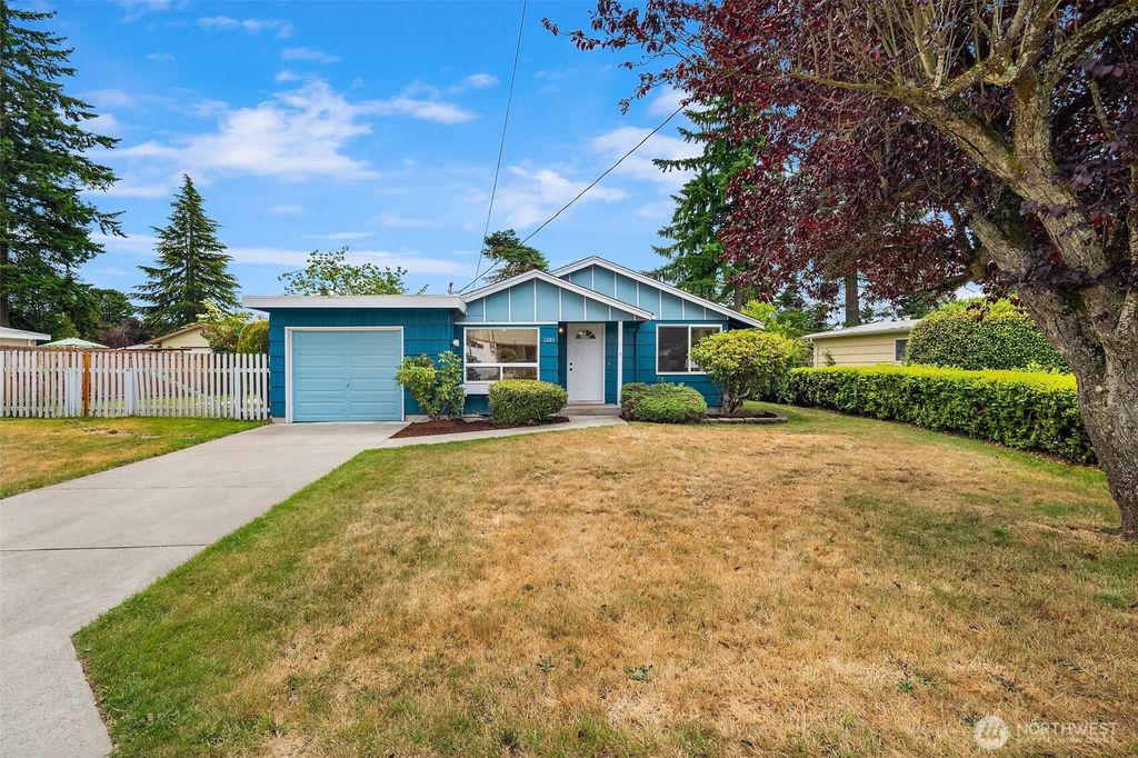 Photo of 1281 S 315th Street, Federal Way, WA 98003 (MLS # 2396528)