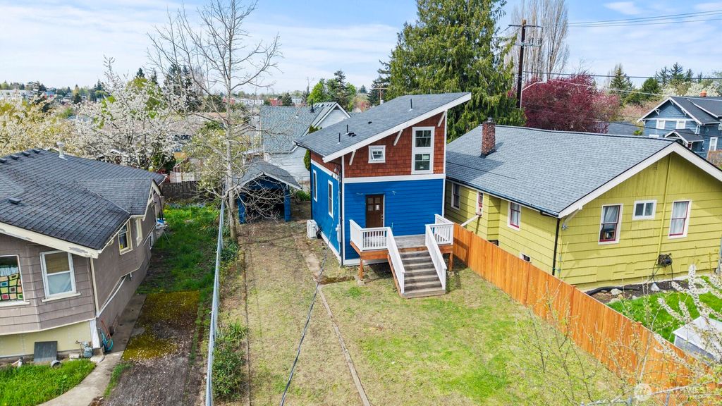 Photo of 7007 48th Avenue S, Seattle, WA 98118 (MLS # 2414504)