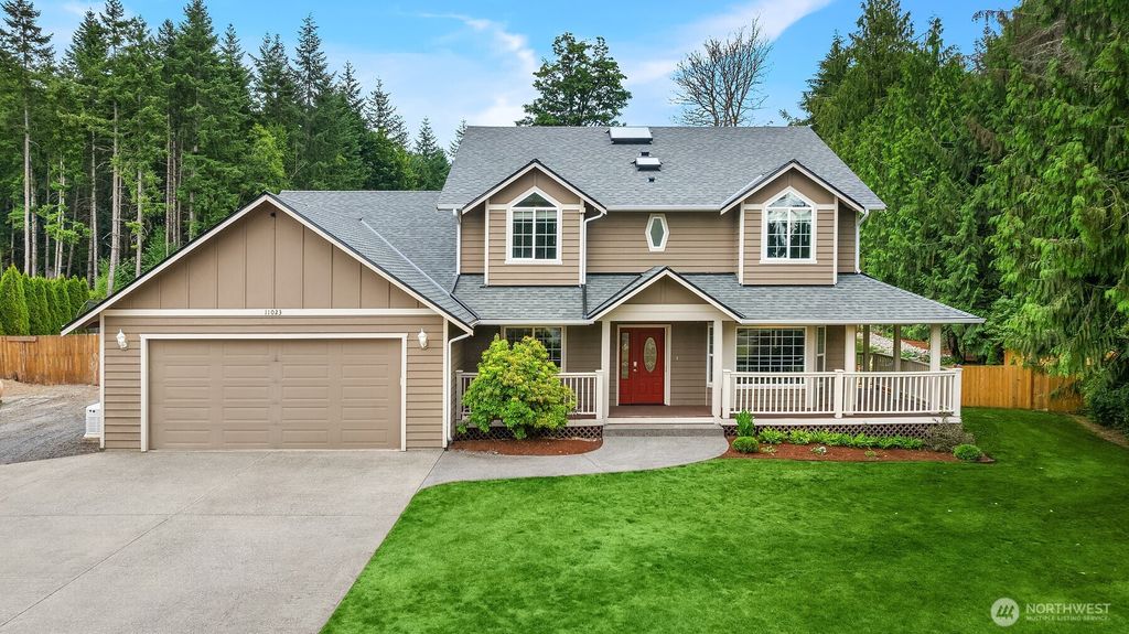 Photo of 11023 127th Avenue NE, Lake Stevens, WA 98258 (MLS # 2410962)