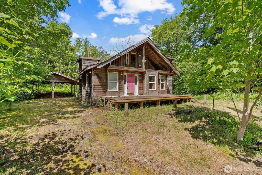 Photo of 26211 348th Avenue SE, Ravensdale, WA 98051 (MLS # 2529279)