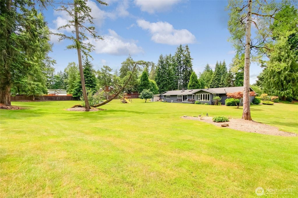 Photo of 13128 166th Avenue SE, Renton, WA 98059 (MLS # 2458304)