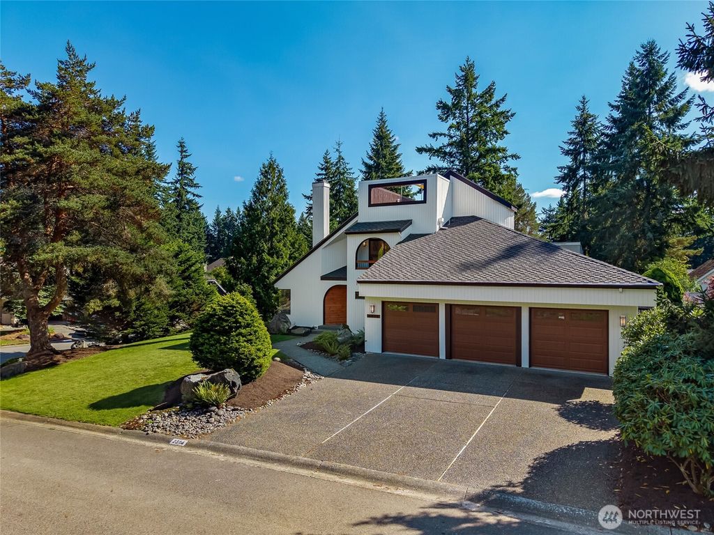 Photo of 2314 140th Place SE, Mill Creek, WA 98012 (MLS # 2433359)