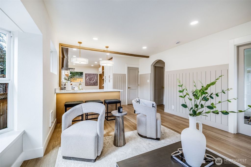 Photo of 4225 Midvale Avenue N, Seattle, WA 98103 (MLS # 2345985)