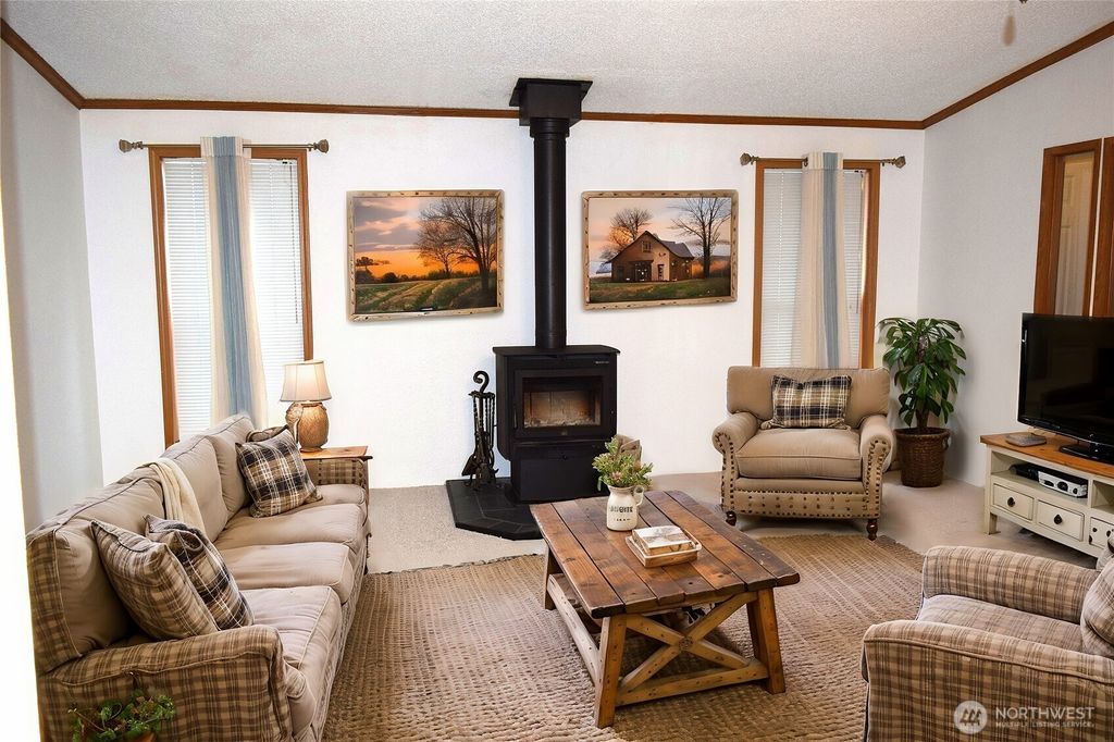 listing image 9360592559785312627