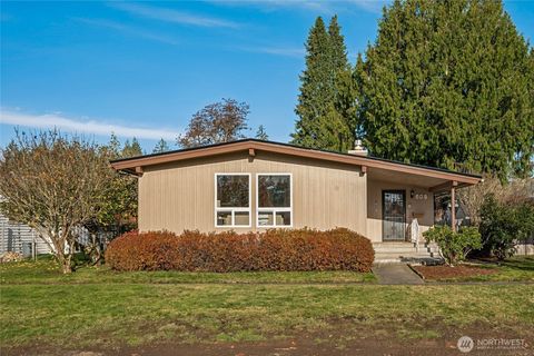 605 Louviers Avenue Dupont WA 98327