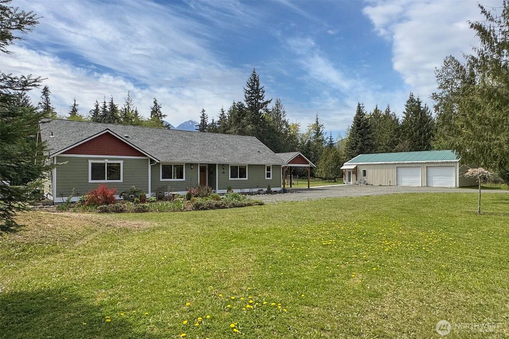 Photo of 1082 Ripplebrook Drive, Port Angeles, WA 98362 (MLS # 2495919)