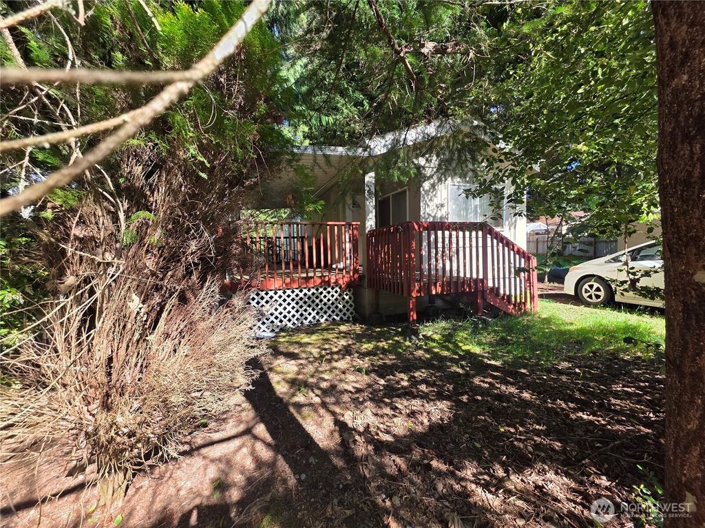 Photo of 1160 E Lakeshore Drive W, Shelton, WA 98584 (MLS # 2515818)