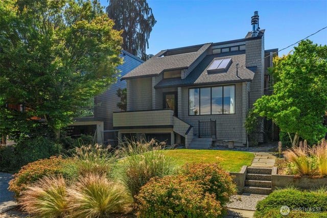 1819 39th Avenue E, Seattle