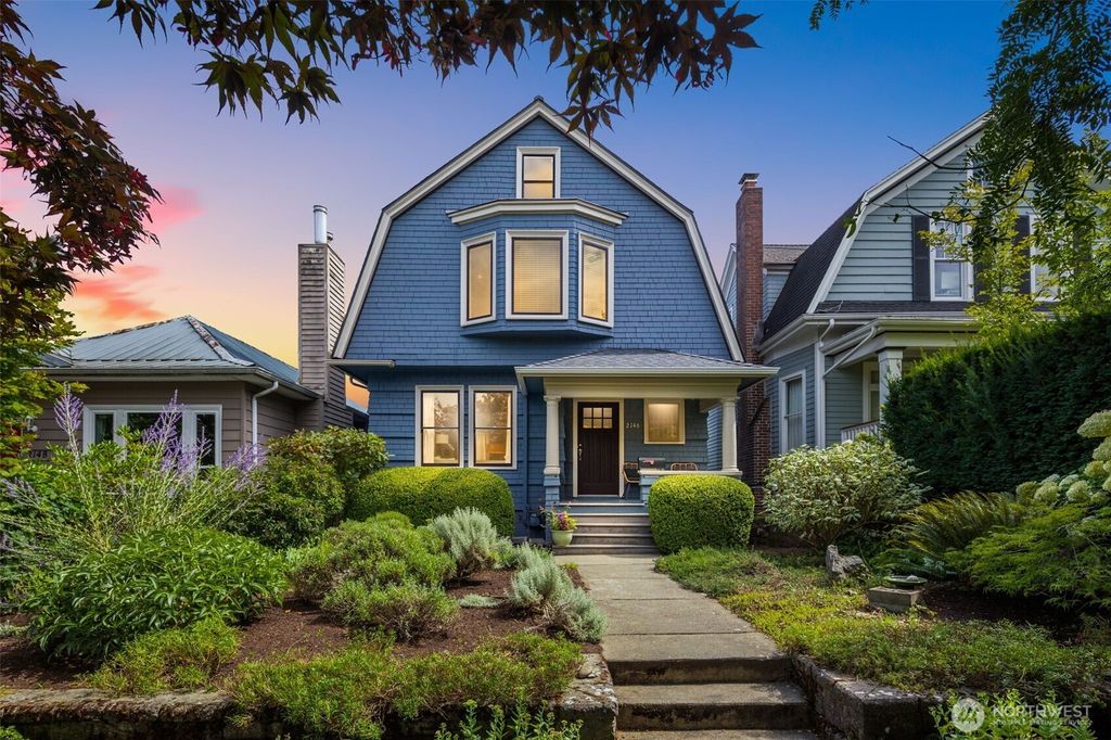 Photo of 2146 4th Avenue W, Seattle, WA 98119 (MLS # 2421814)