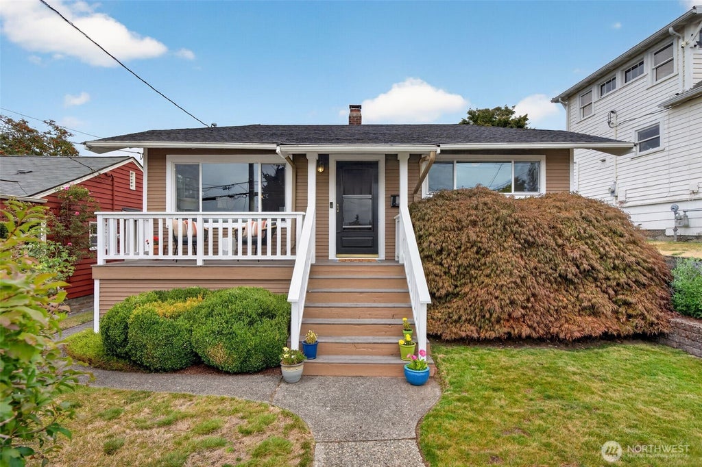 Photo of 3518 SW Austin Street, Seattle, WA 98126 (MLS # 2579694)