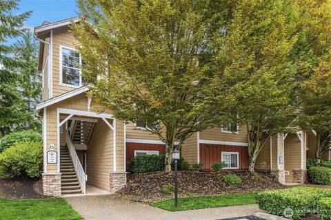 Photo of 710 240th Way SE #G201, Sammamish, WA 98074 (MLS # 2443725)